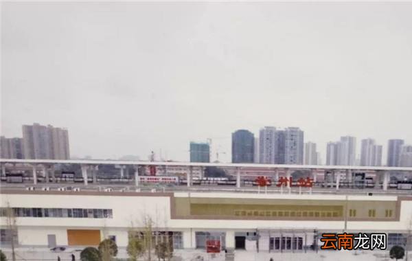崇州有高铁吗