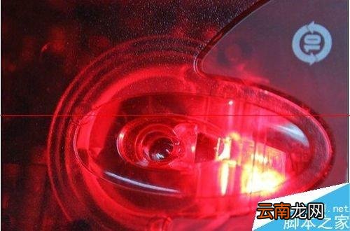 怎么判断区分光电鼠标与激光鼠标? 光电鼠标 激光鼠标 区别