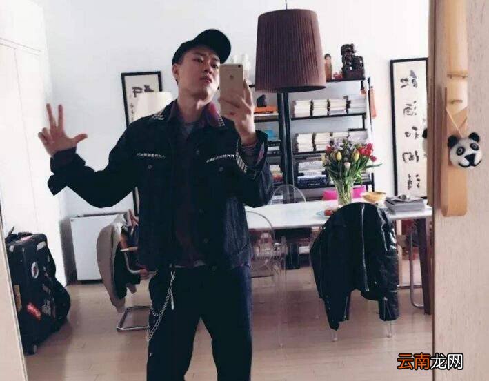 对着镜子拍照有什么技巧
