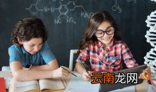 总角怎么读，总角的意思