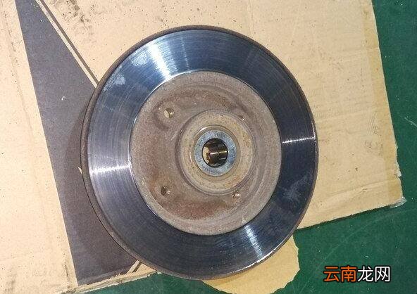 标致307后轮轴承更换教程是什么