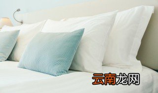 枕头可以用洗衣机洗吗 海绵枕头可以用洗衣机洗吗