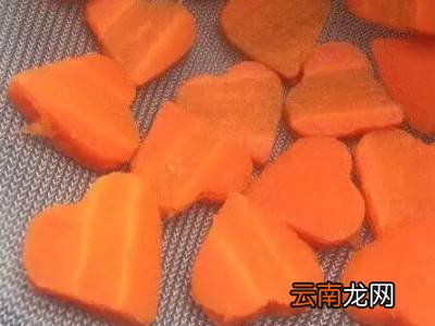 胡萝卜怎么切爱心形状