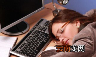 梦见飞机坠落是什么意思 梦见飞机坠落的含义
