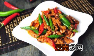 辣子炒青椒怎么炒好吃 青椒辣子鸡怎样做好吃