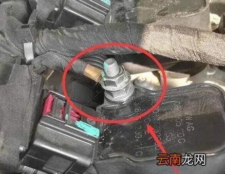 奥迪怎样换火花塞