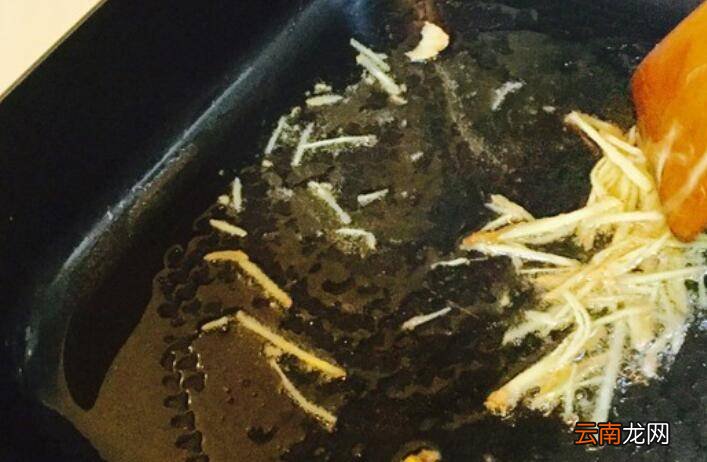 芹菜郡肝怎么炒