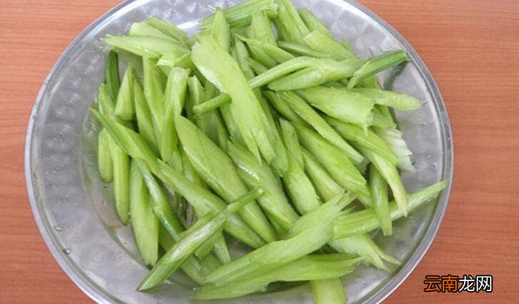 芹菜山药怎么炒好吃