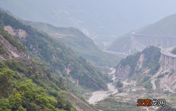 雅西高速是从哪里到哪里