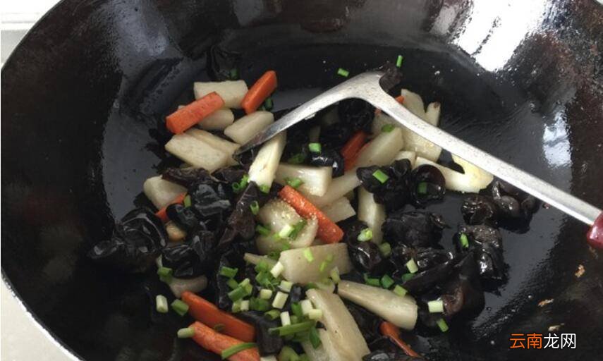 山药胡萝卜木耳怎么炒