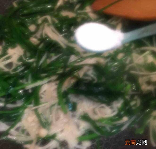 韭菜金针菇怎么炒