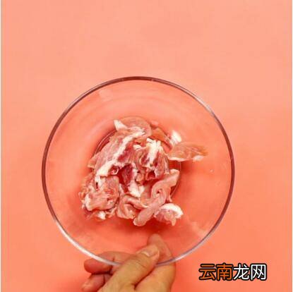 平菇炒肉怎么炒好吃