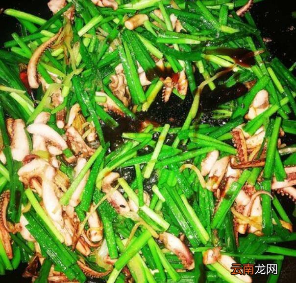韭菜炒鱿鱼怎么炒