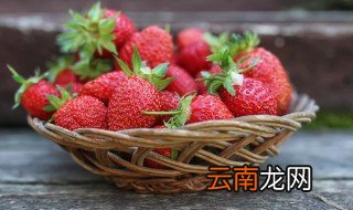 草莓烂了一点可以吃吗 可以吃烂了的草莓吗