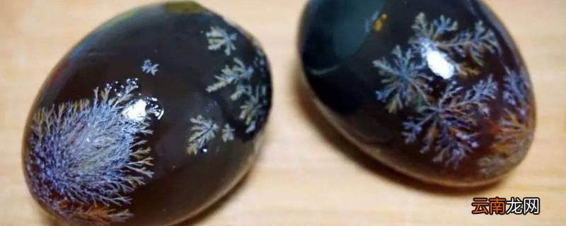 皮蛋怎么炒好吃