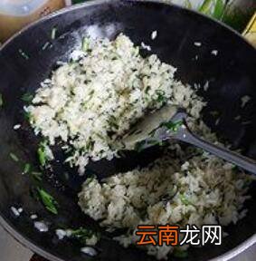 韭菜炒大米怎么做好吃