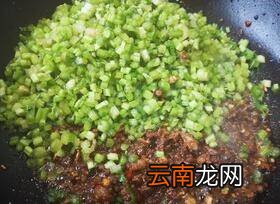 牛肉渣怎么炒
