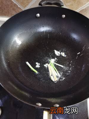 蘑菇炒油菜