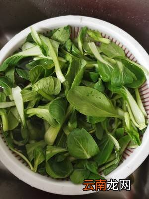 蘑菇炒油菜