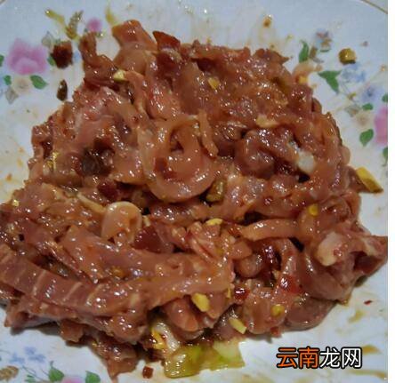 苦瓜炒肉丝怎么做