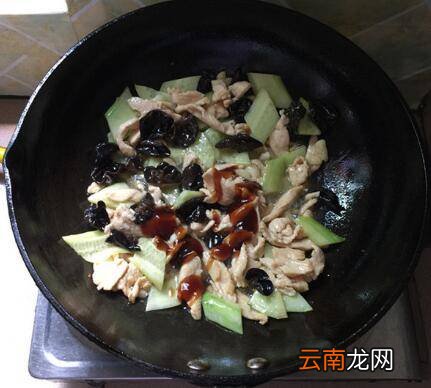 鸡胸肉怎么炒好吃