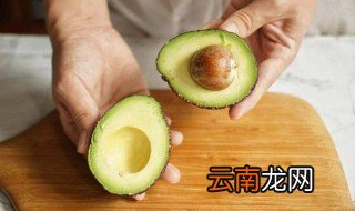 牛油果打碎为什么发苦 牛油果打碎发苦原因