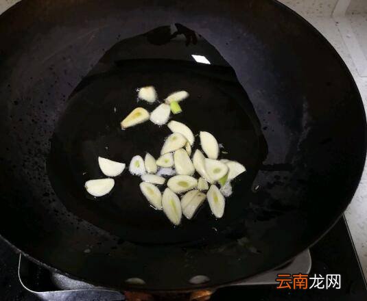 清炒菠菜怎么炒