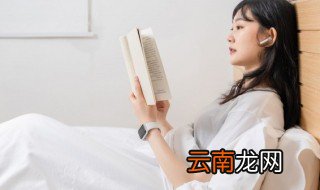 接天莲叶无穷碧下一句 接天莲叶无穷碧的原文及翻译