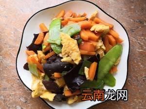 木耳鸡蛋胡萝卜怎么炒