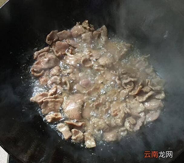 金针菇和肉怎么炒好吃