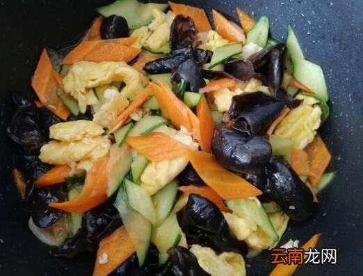 木耳黄瓜怎么炒好吃