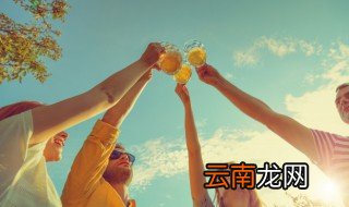 练腹肌能喝啤酒吗 锻炼身体能不能喝啤酒