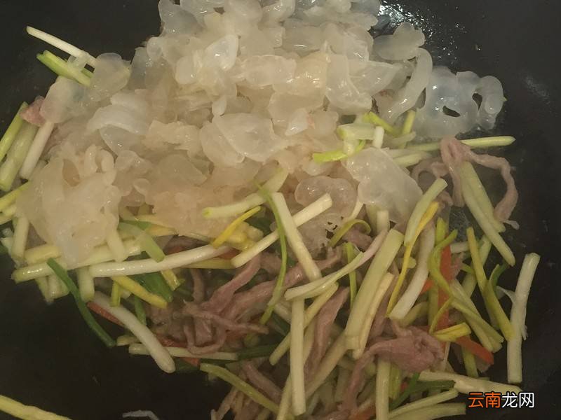海蜇怎么炒好吃