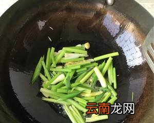 墨鱼怎么炒好吃