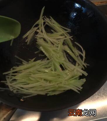 青笋怎么炒好吃
