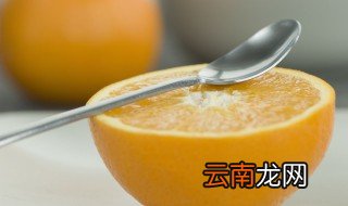 切开的橙子怎么保存 切开的橙子的保存方法