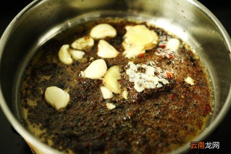 麻辣香锅底料怎么炒
