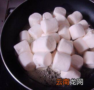 牛轧糖的花生怎么炒
