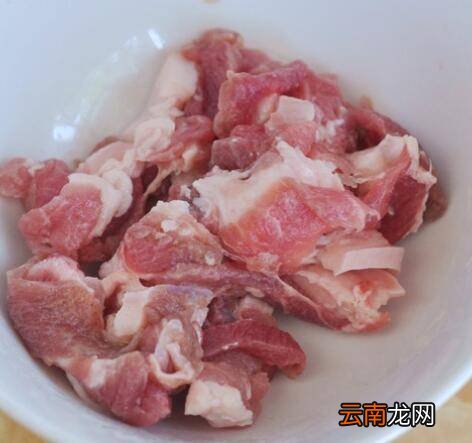 木耳炒洋葱怎么做好吃