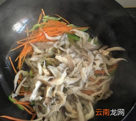 青椒平菇怎么炒