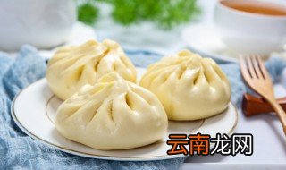 蒸包子可以垫保鲜膜吗 蒸包子垫保鲜膜好吗