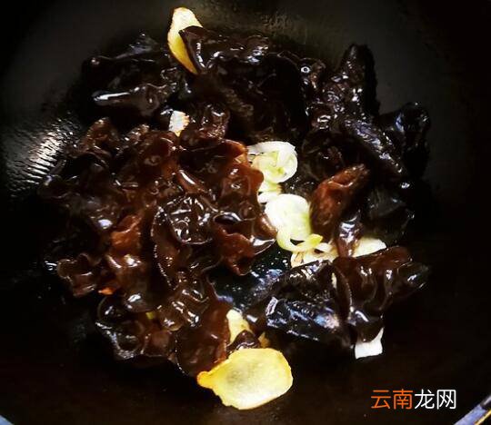 木耳炒白菜怎么做好吃