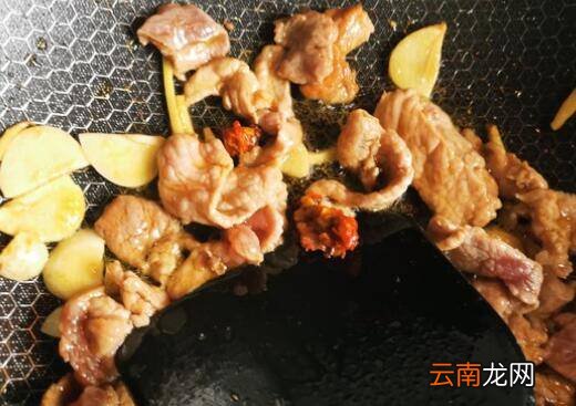 木耳炒肉丝怎么做