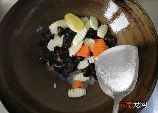木耳胡萝卜山药怎么炒