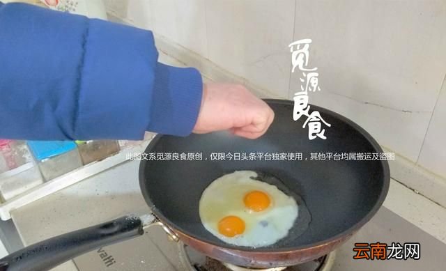 煎荷包蛋的步骤是什么,煎荷包蛋的制作材料与步骤