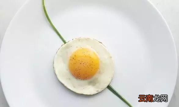 煎荷包蛋的步骤是什么,煎荷包蛋的制作材料与步骤