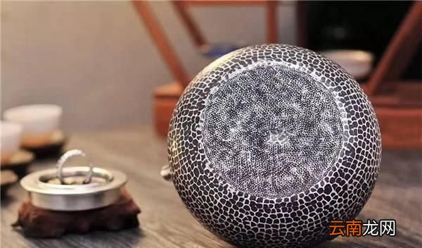 银梳子手柄上的字为什么会发黑?应该怎么办呢