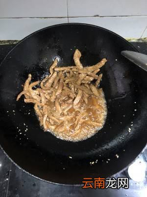 牛里脊怎么炒嫩