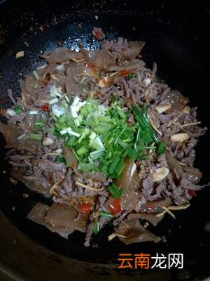 牛肉炒魔芋怎么做