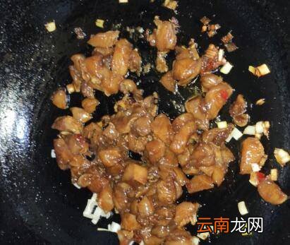 鸡肉怎么炒不柴